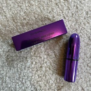 BNIB MAC Magic of the Night “Please Me”